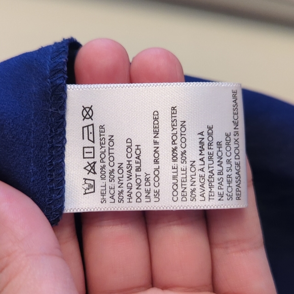 Sparkle & Fade backless blouse - Picture 5 of 5